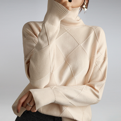 Naya Sweater – Sweter z geometrycznym wzorem