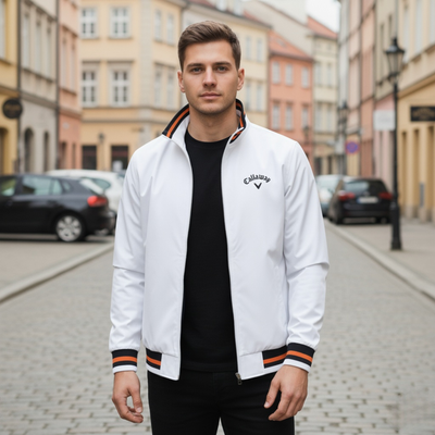 Dawid – Ponadczasowa oliwkowa kurtka