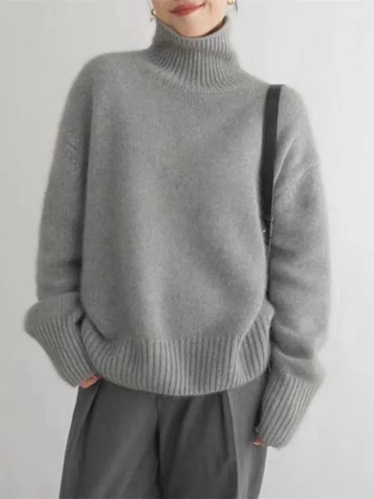Lana Sweter – Klasyczny golf w stylu minimalistycznym