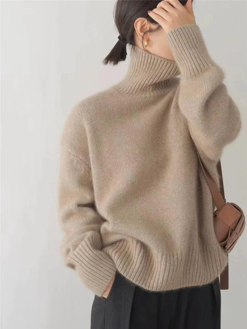 Lana Sweter – Klasyczny golf w stylu minimalistycznym