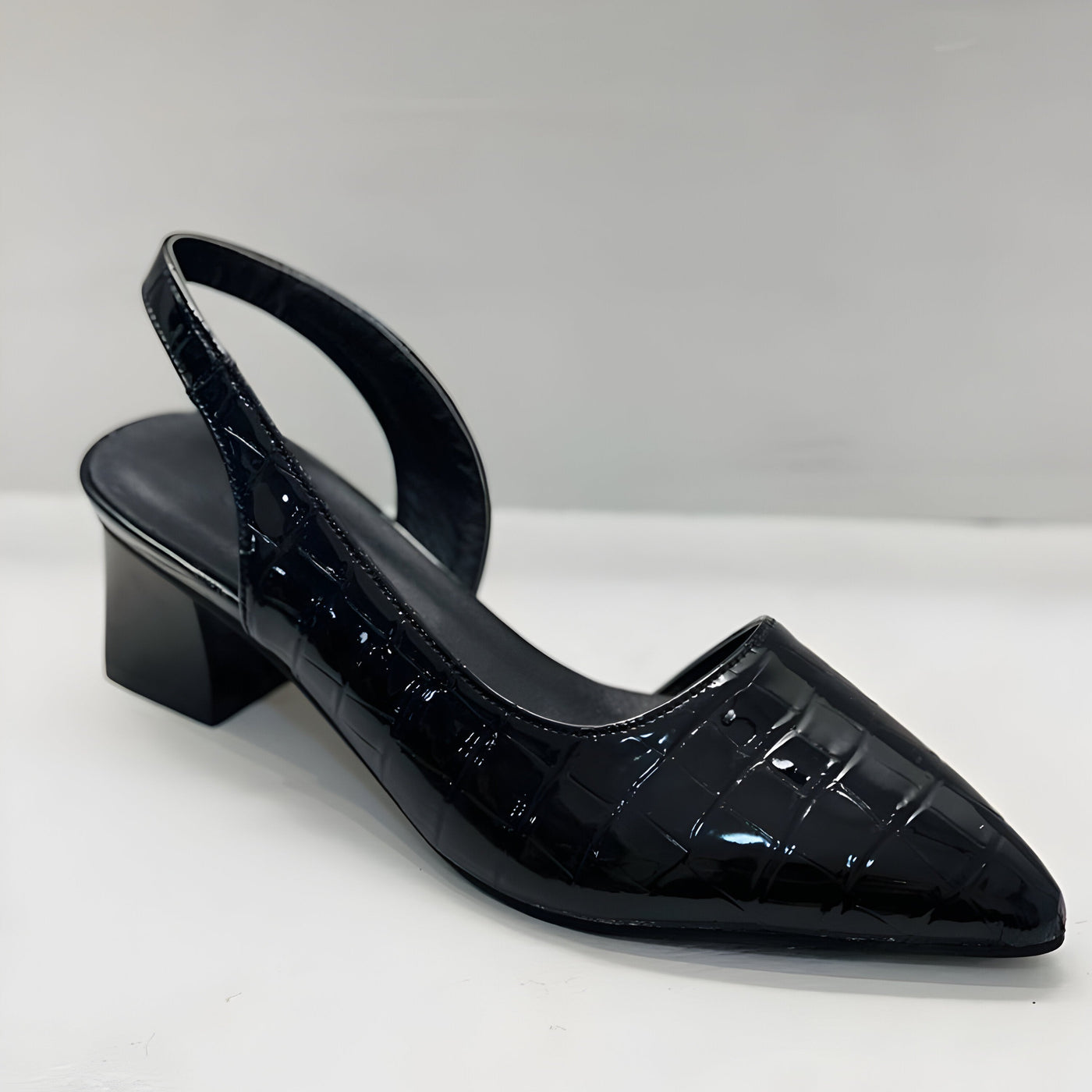 Aria Slingback Heels – Elegancja w nowoczesnym wydaniu
