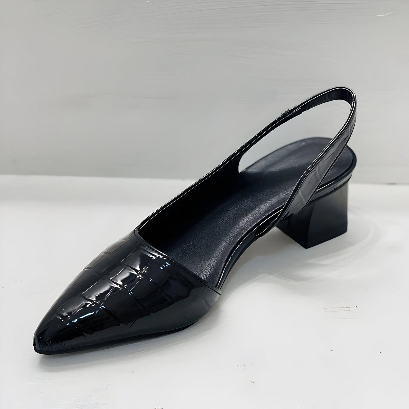 Aria Slingback Heels – Elegancja w nowoczesnym wydaniu
