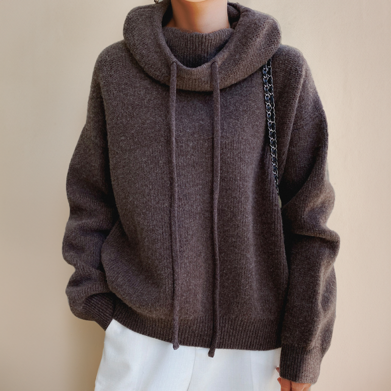Noa Hoodie – Otulający sweter z kapturem i golfem