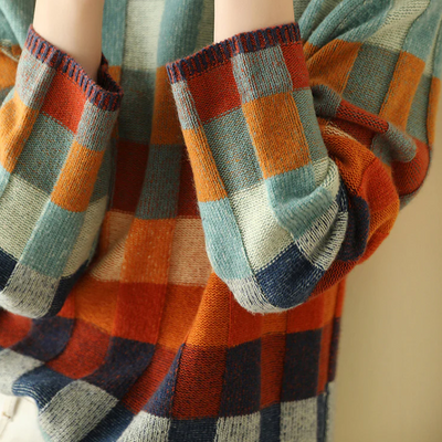 Luna Sweater – Kolorowy sweter w kratę